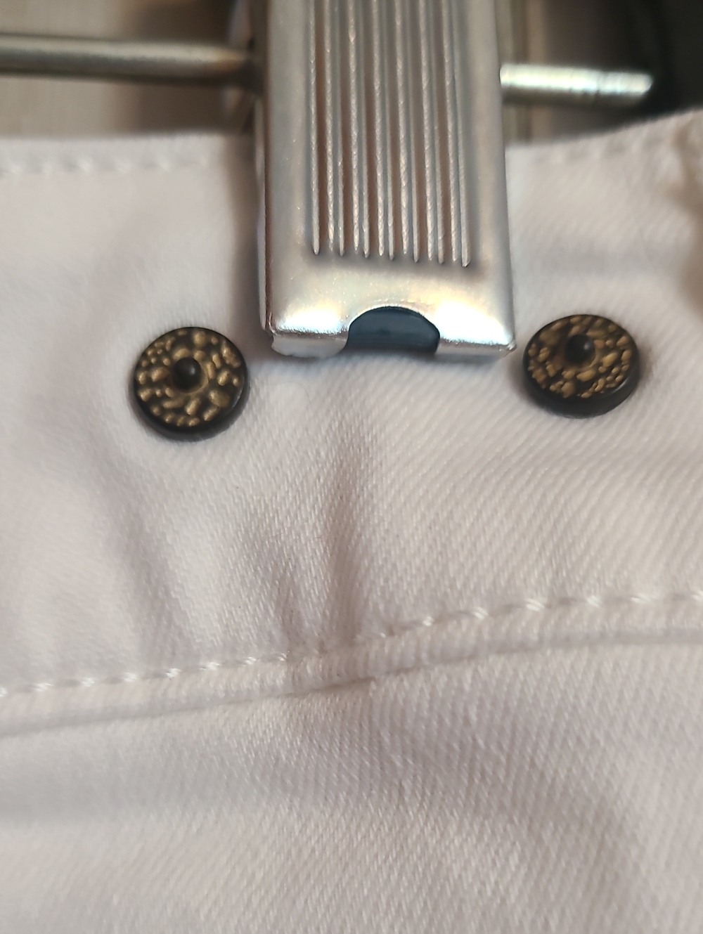 CAbi White Jeans with Branded Waist Label - Picture 5 of 5